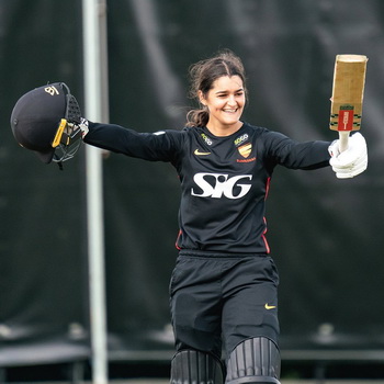 Ariana Dowse Biography